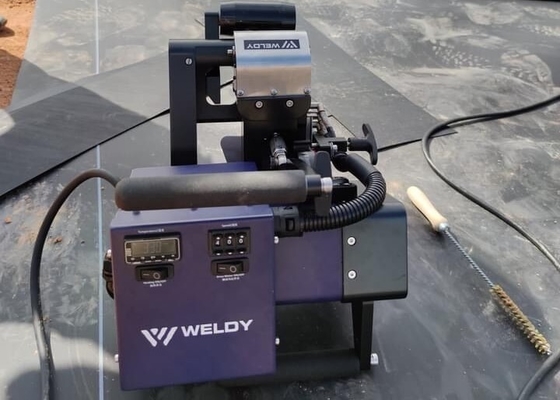 1750W 0.5 -3.0MM과 월드리 WGW300 차수막 용접층 기계 실링