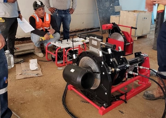 기계 Hdpe 파이프 체결을 용접하는 4 인치 수력 맞대기 융착